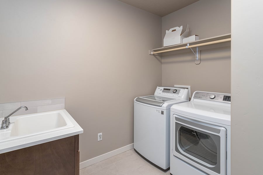 Furnished Finder property 1055797_1 photo 23