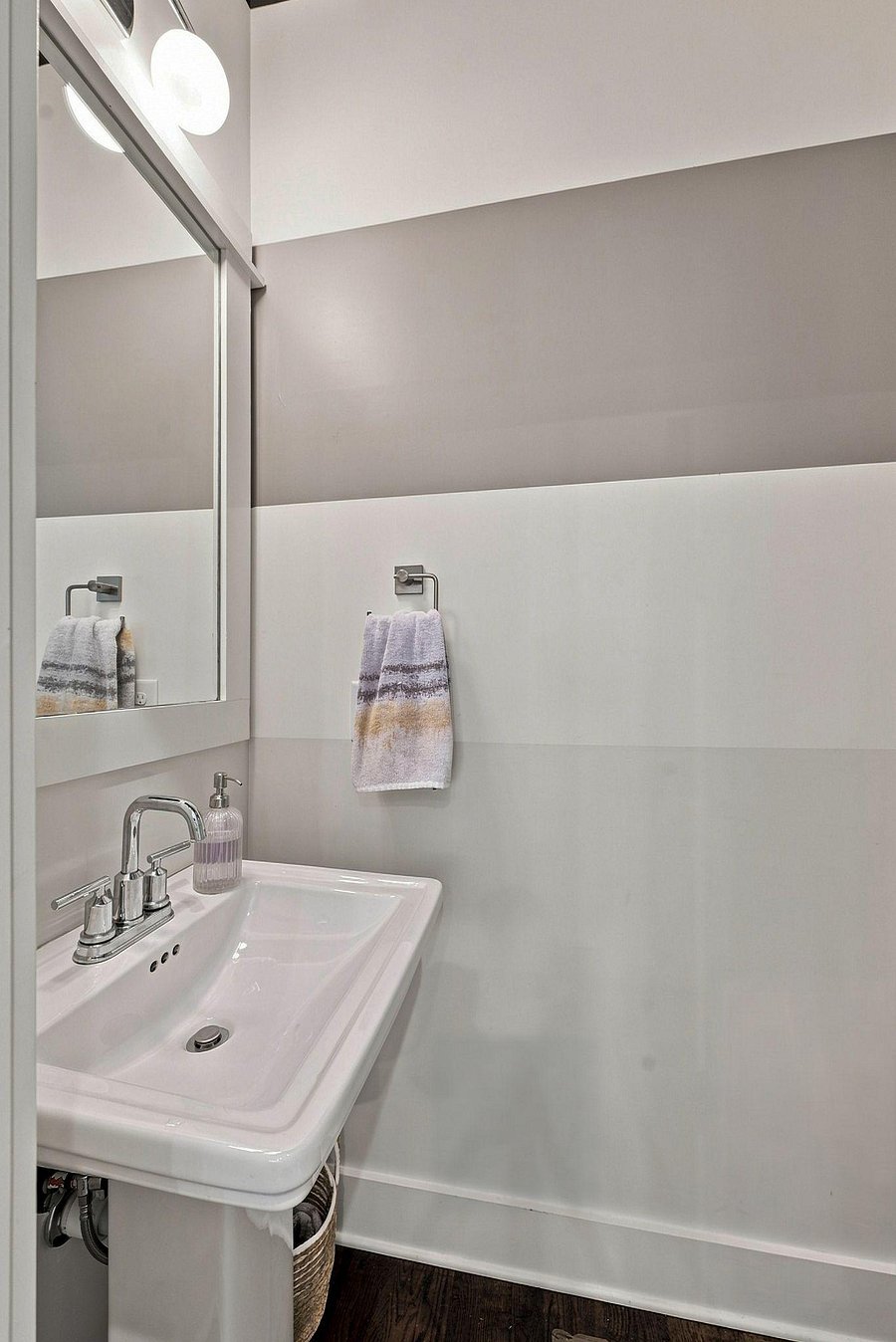 Furnished Finder property 1055799_1 photo 23
