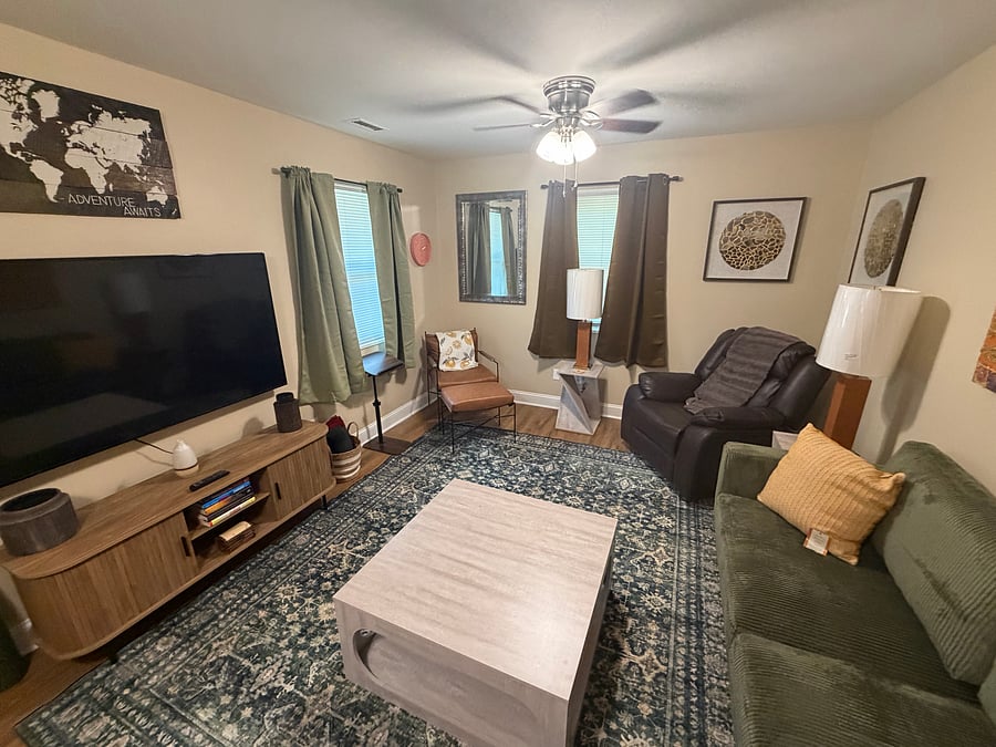 Furnished Finder property 1055804_1 photo 3