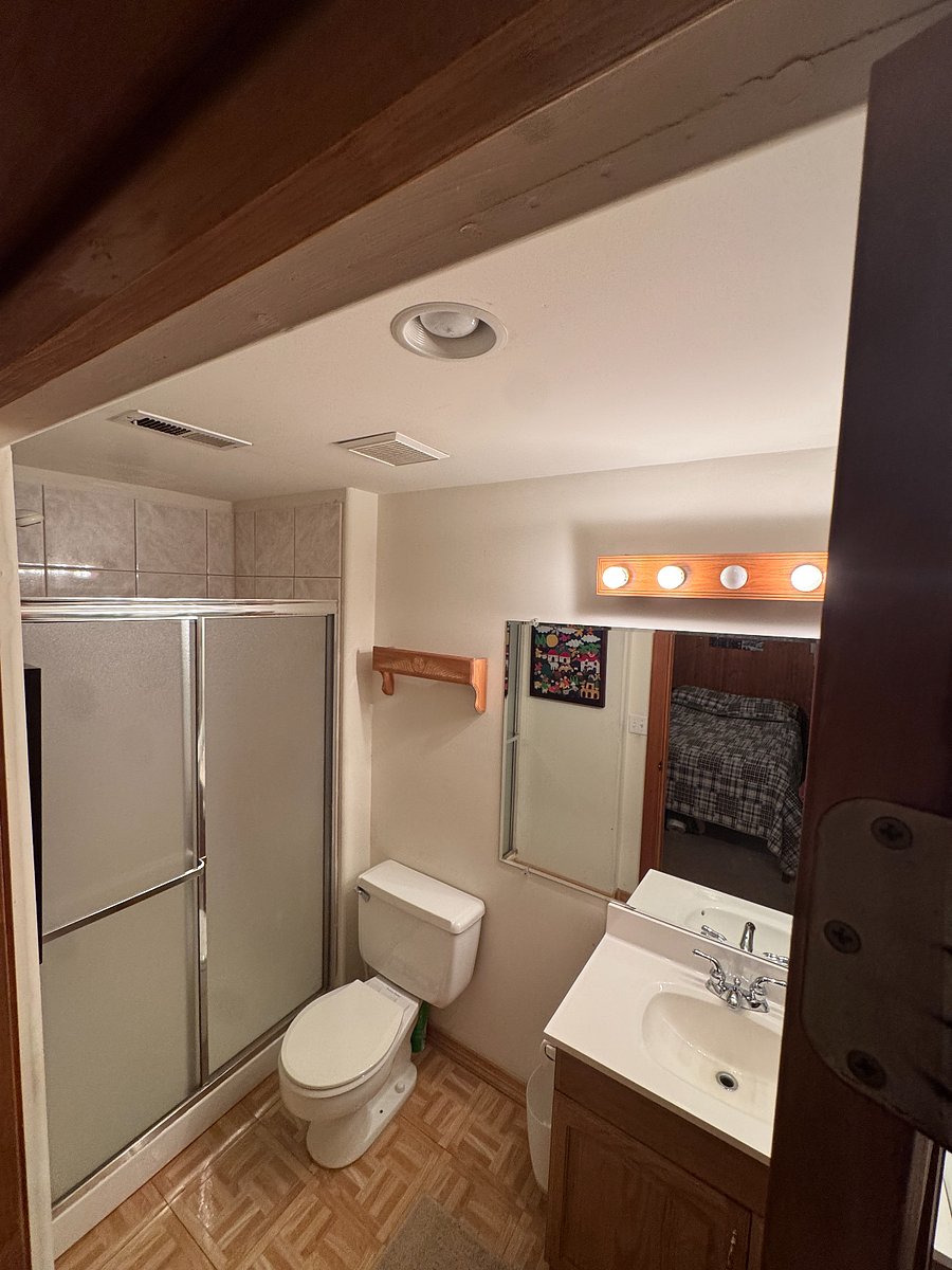 Furnished Finder property 1055814_1 photo 12