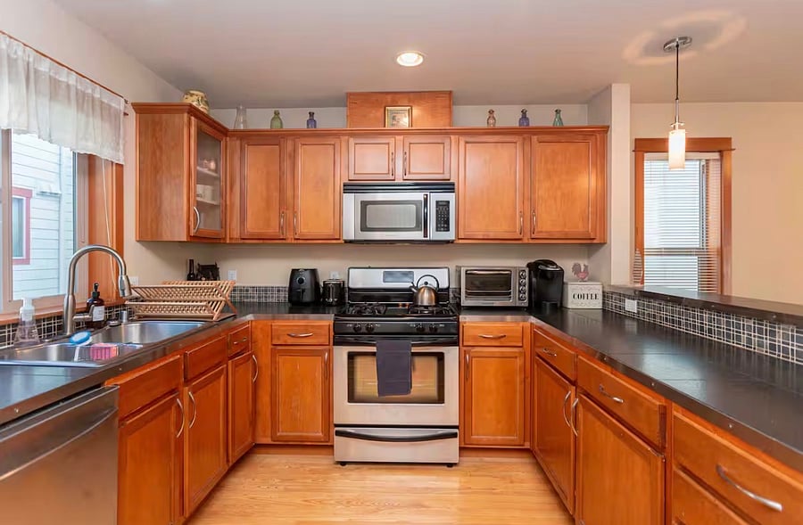 Furnished Finder property 1055828_1 photo 5