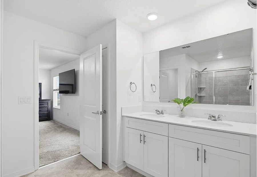 Furnished Finder property 1055830_1 photo 10