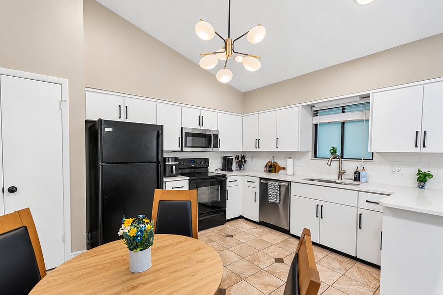 Furnished Finder property 1055837_1 photo 5