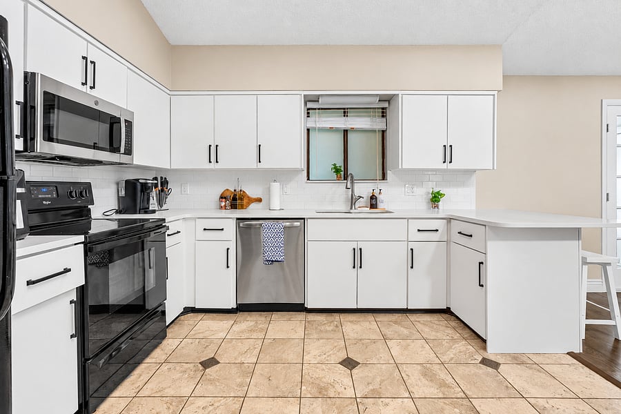 Furnished Finder property 1055837_1 photo 18