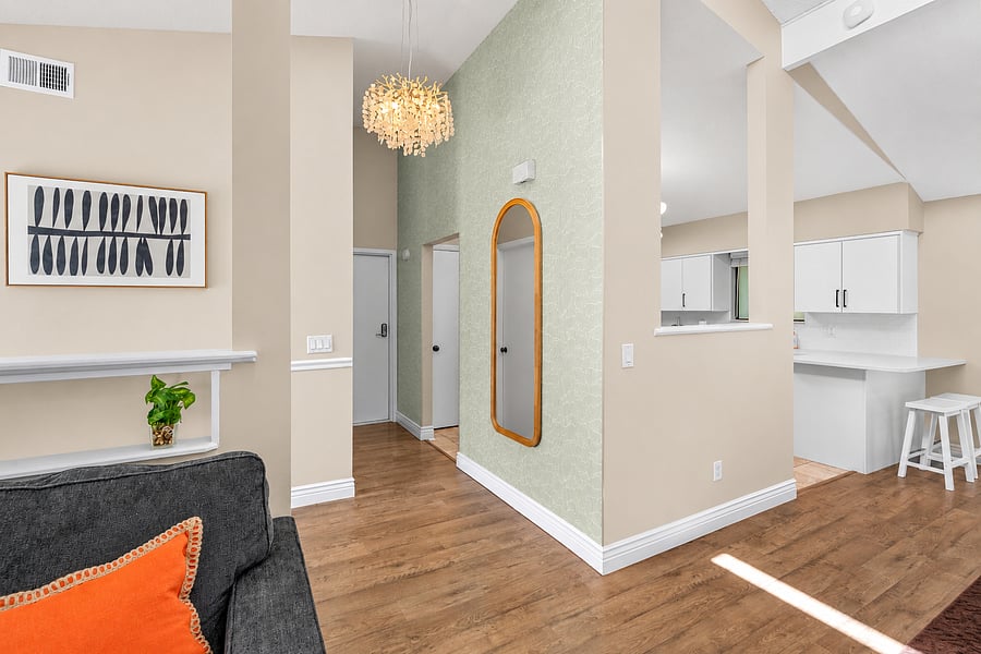 Furnished Finder property 1055837_1 photo 10