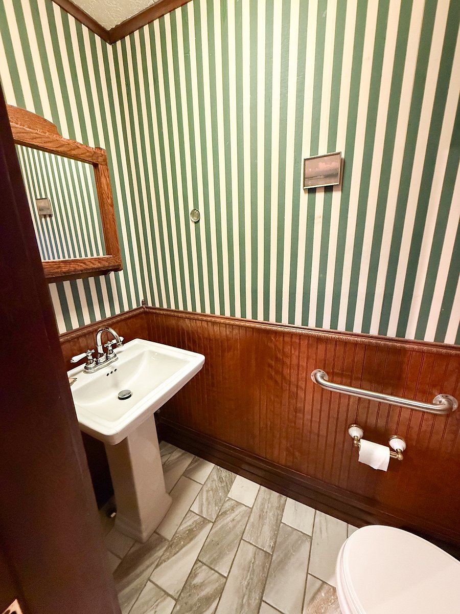 Furnished Finder property 1055852_1 photo 9