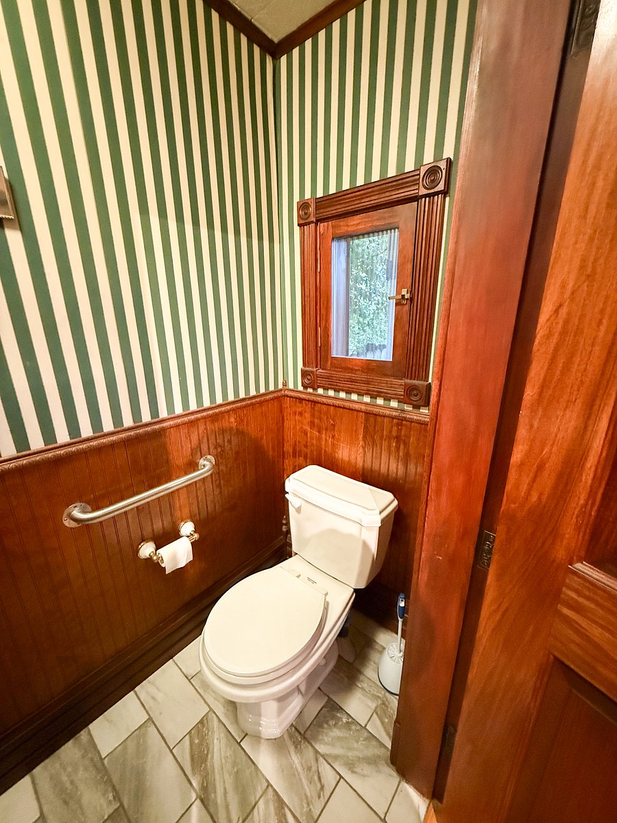 Furnished Finder property 1055852_1 photo 10
