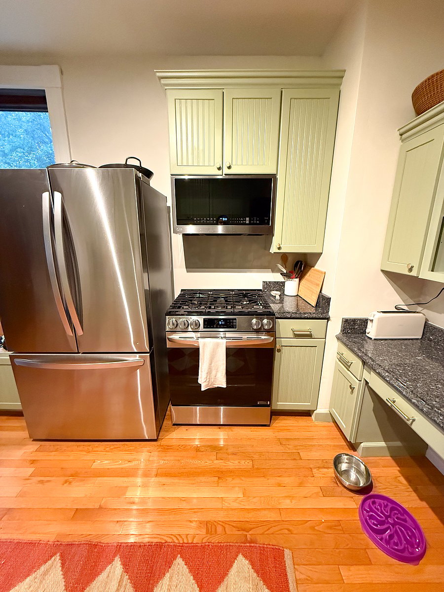 Furnished Finder property 1055852_1 photo 8