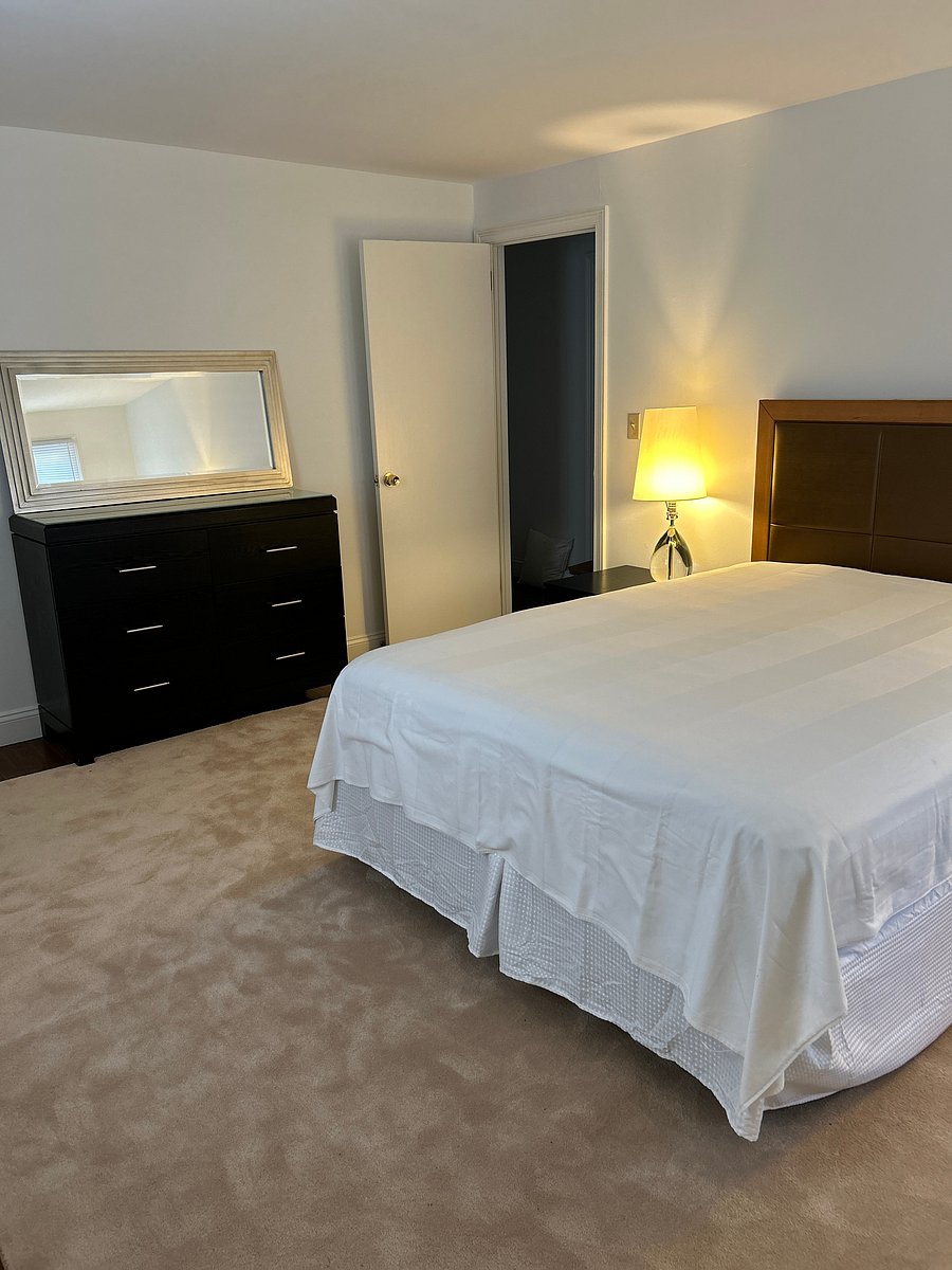Large master bedroom with alcove for desk