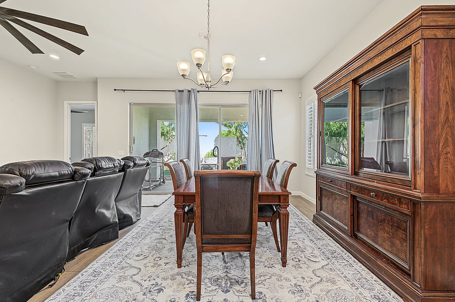 Furnished Finder property 1055877_1 photo 3