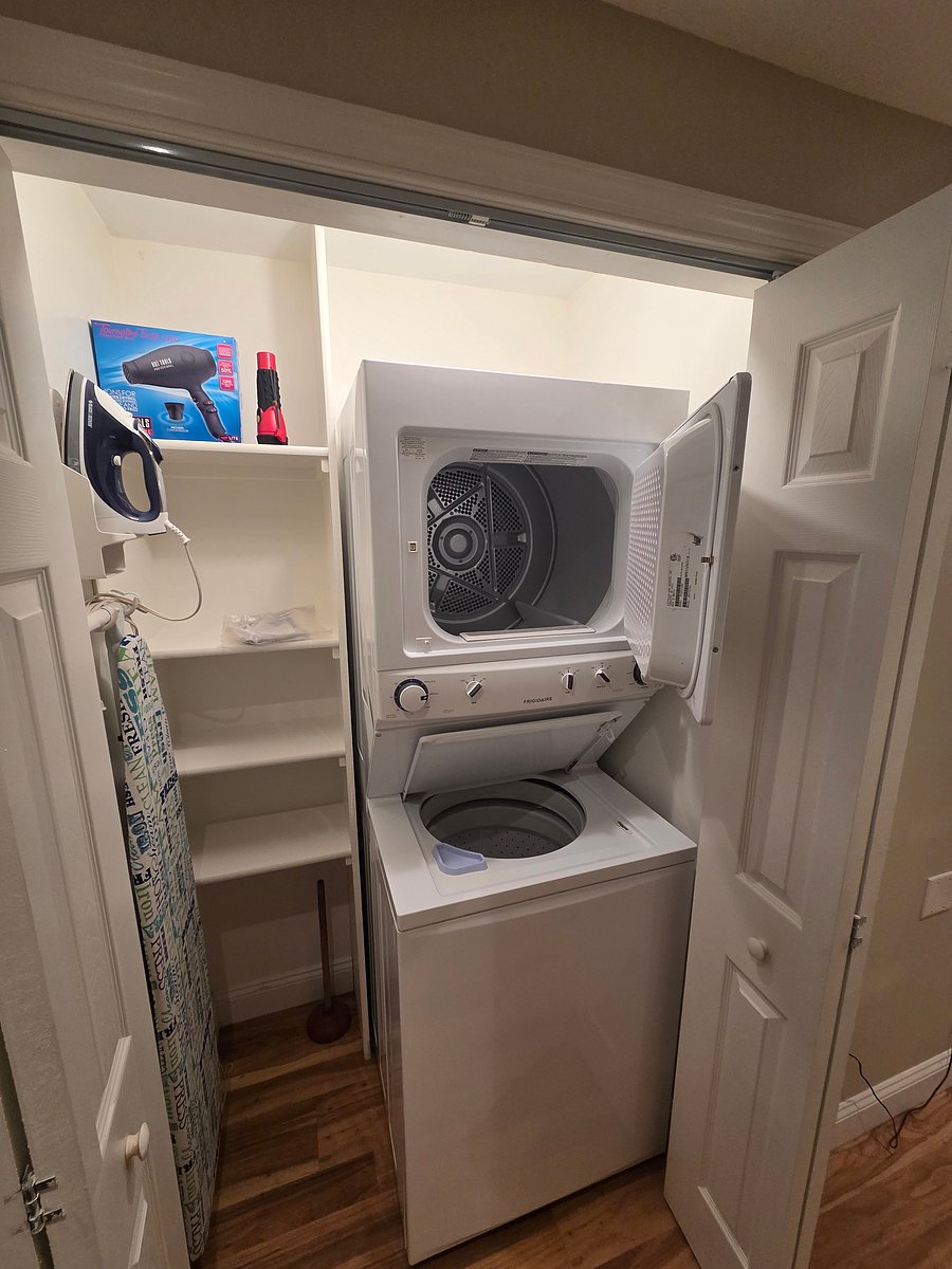 Furnished Finder property 1055881_1 photo 15