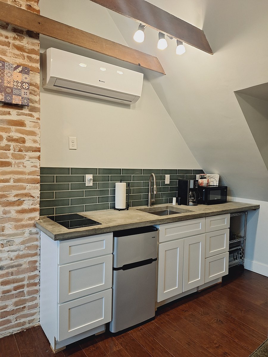 Furnished Finder property 1055884_1 photo 9