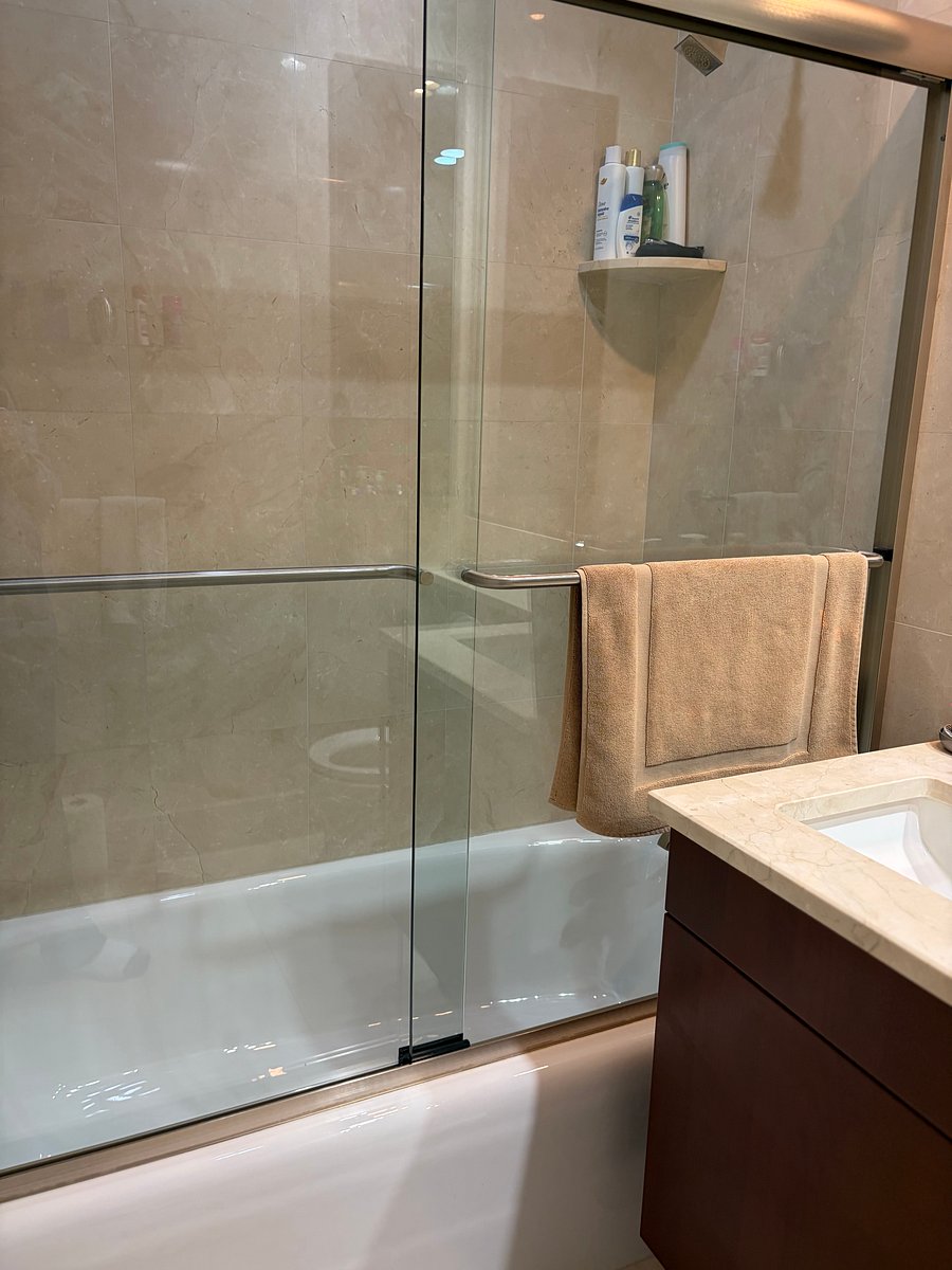 Furnished Finder property 1055903_1 photo 12
