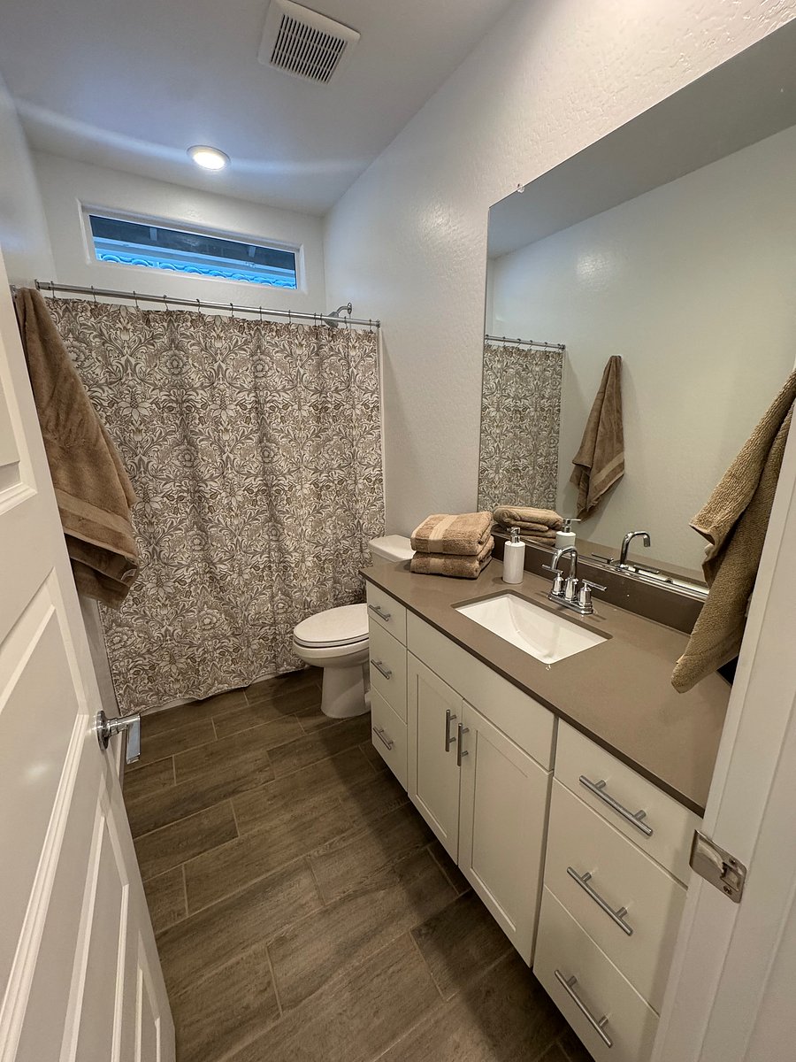 Furnished Finder property 1055910_1 photo 22