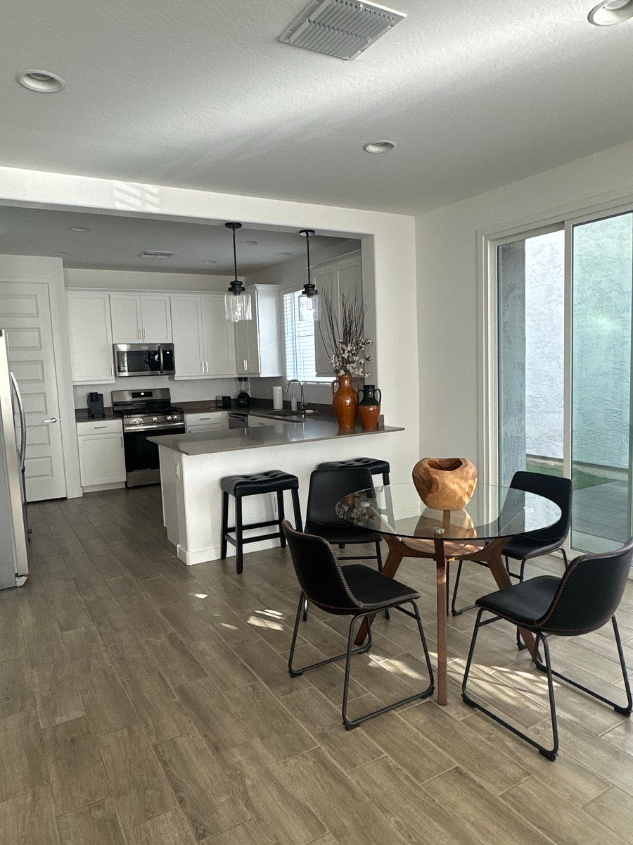 Furnished Finder property 1055910_1 photo 26