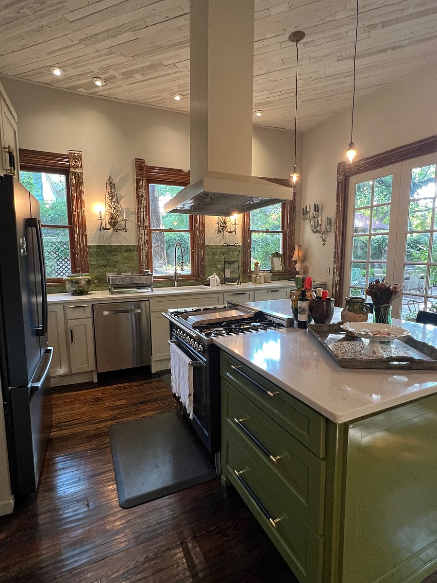 Furnished Finder property 1055921_1 photo 21