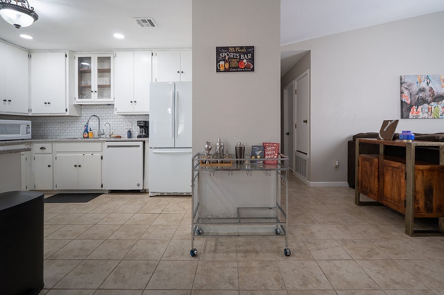 Furnished Finder property 1055948_1 photo 13