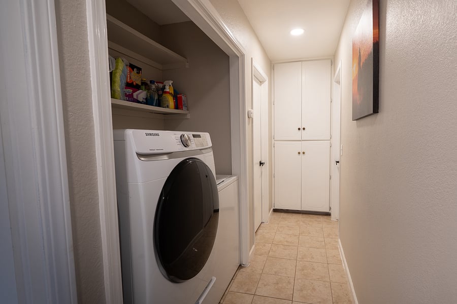 Furnished Finder property 1055948_1 photo 14