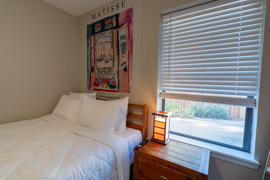 Furnished Finder property 1055948_1 photo 25