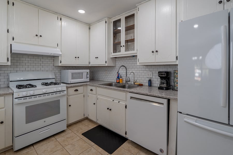 Furnished Finder property 1055948_1 photo 28