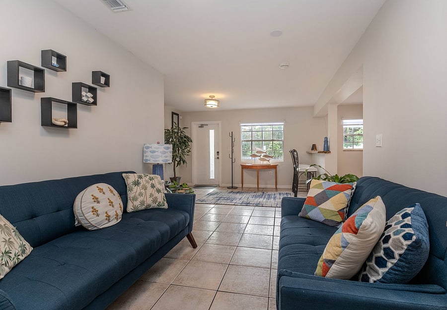 Furnished Finder property 1055955_1 photo 3