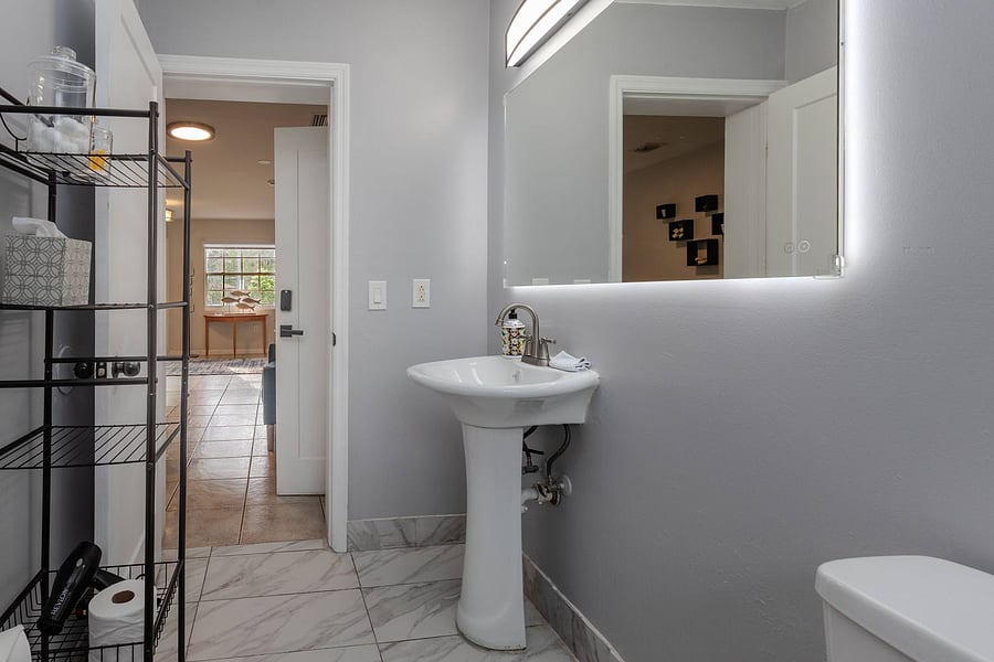 Furnished Finder property 1055955_1 photo 17