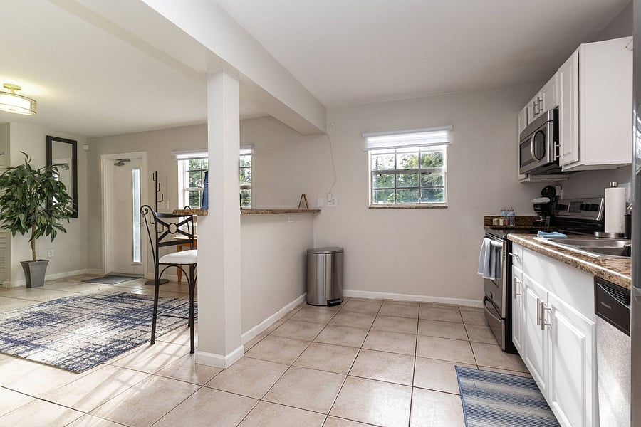Furnished Finder property 1055955_1 photo 7