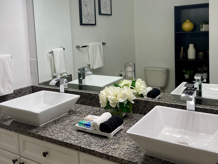 Furnished Finder property 1055957_1 photo 9