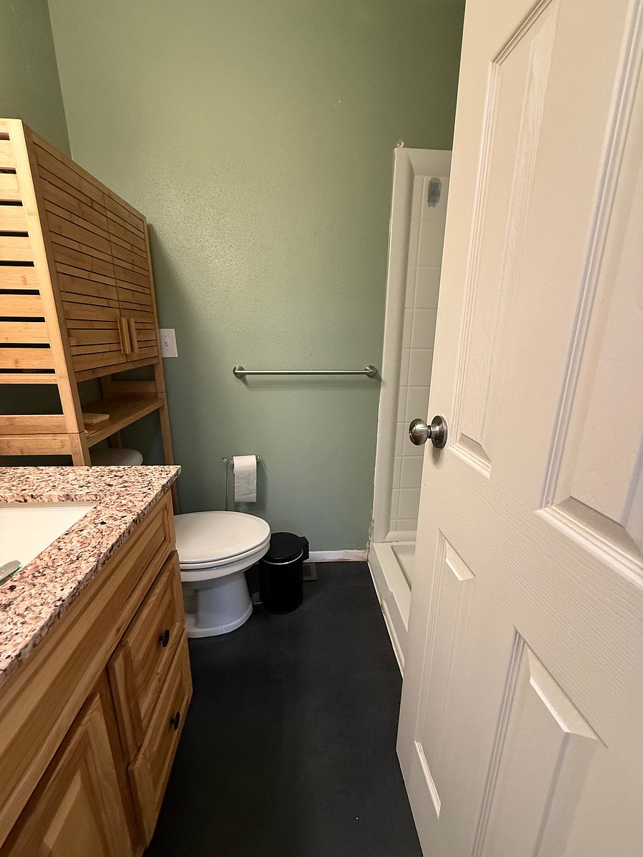 Furnished Finder property 1055973_1 photo 10