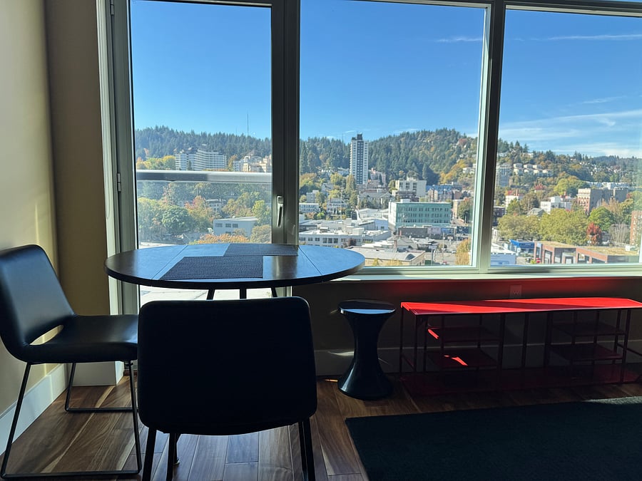 Alternative placement of kitchen table in front corner nook.