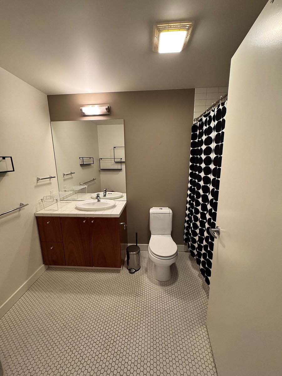 Furnished Finder property 1055981_1 photo 30