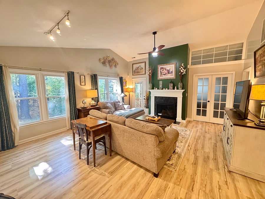 Furnished Finder property 1055988_1 photo 8