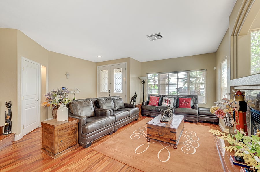 Furnished Finder property 1055991_1 photo 3