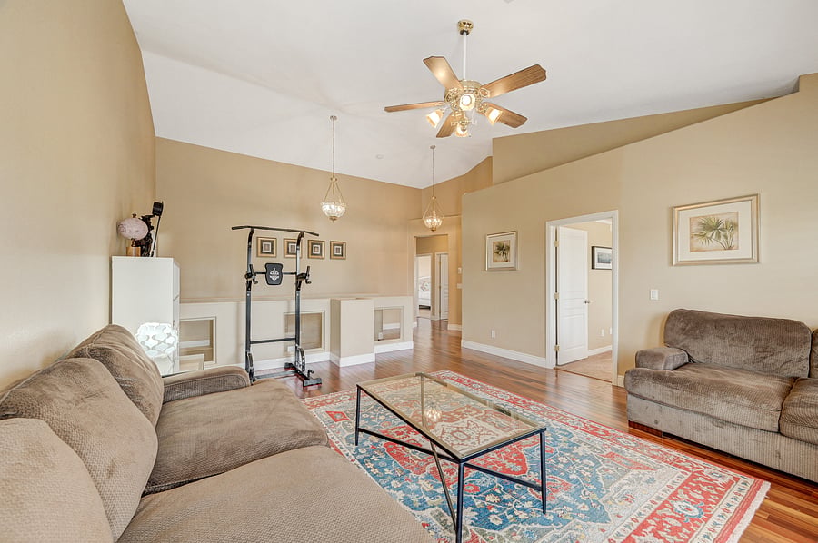 Furnished Finder property 1055991_1 photo 5