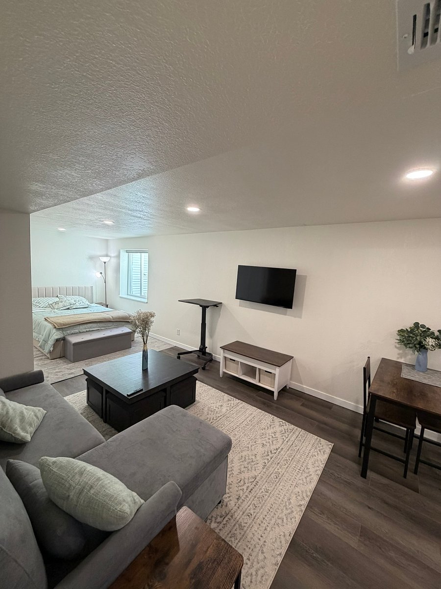 Furnished Finder property 1055995_1 photo 9