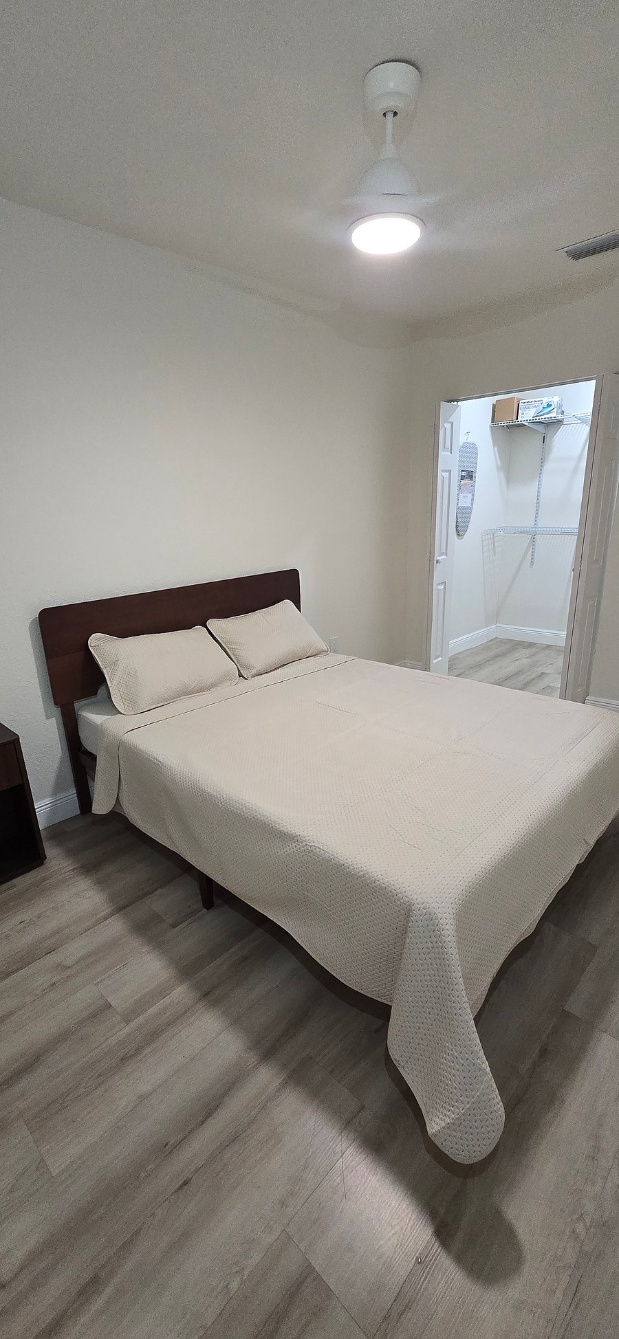 Furnished Finder property 1056000_1 photo 6