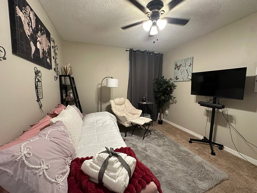 Furnished Finder property 1056006_1 photo 4