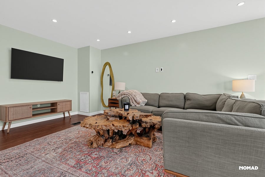 Furnished Finder property 1056007_1 photo 2