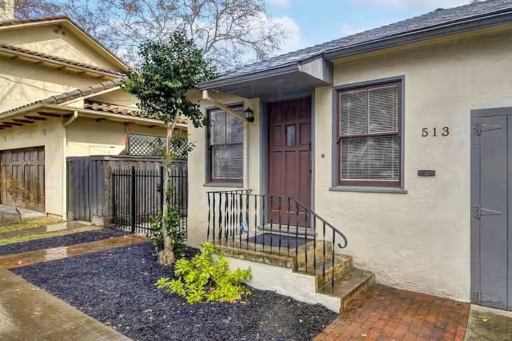 Furnished Finder property 1056009_1 photo 2