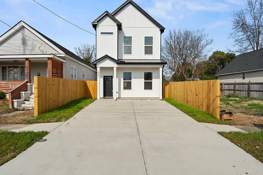 Furnished Finder property 1056018_1 photo 2