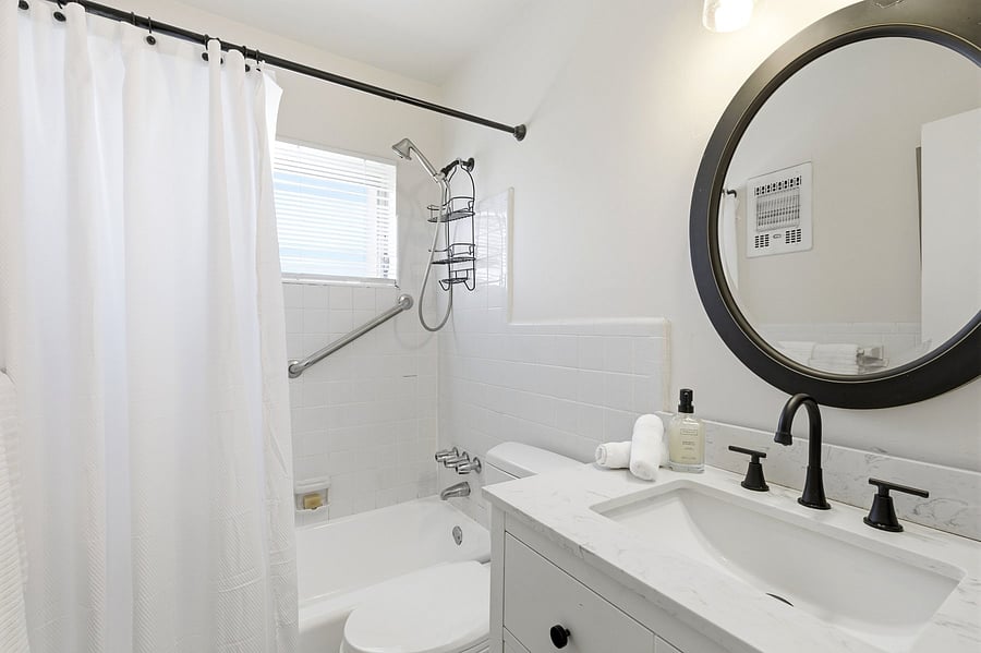 Furnished Finder property 1056023_1 photo 11