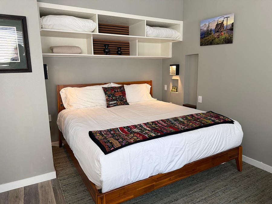 Furnished Finder property 1056028_1 photo 3