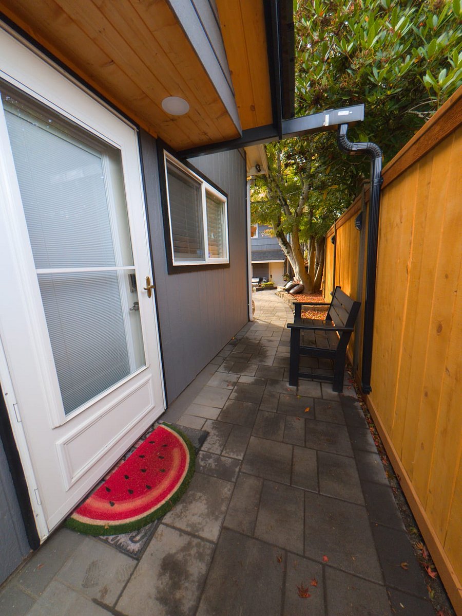 Furnished Finder property 1056028_1 photo 27