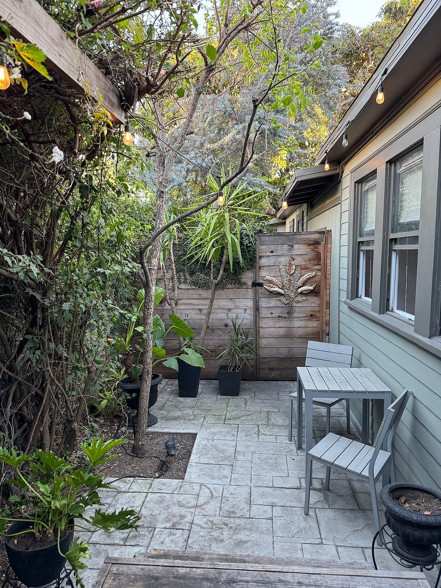 Furnished Finder property 1056048_1 photo 7