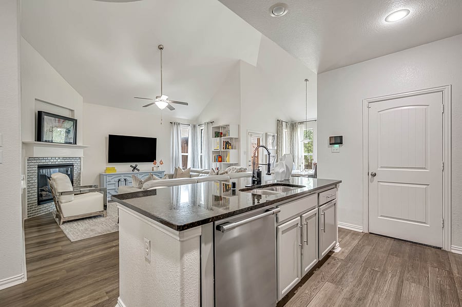 Furnished Finder property 1056049_1 photo 34
