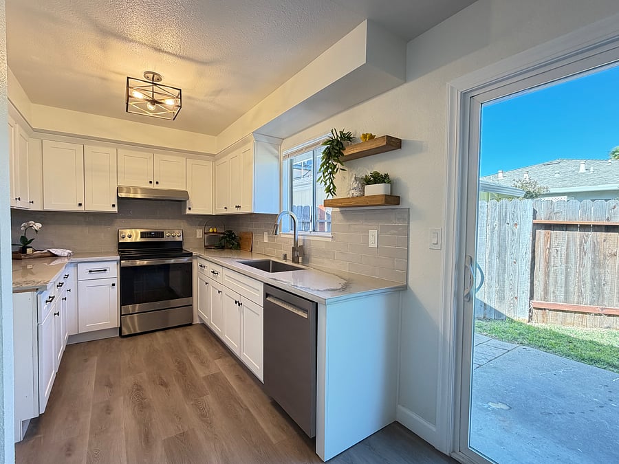 Furnished Finder property 1056050_1 photo 9
