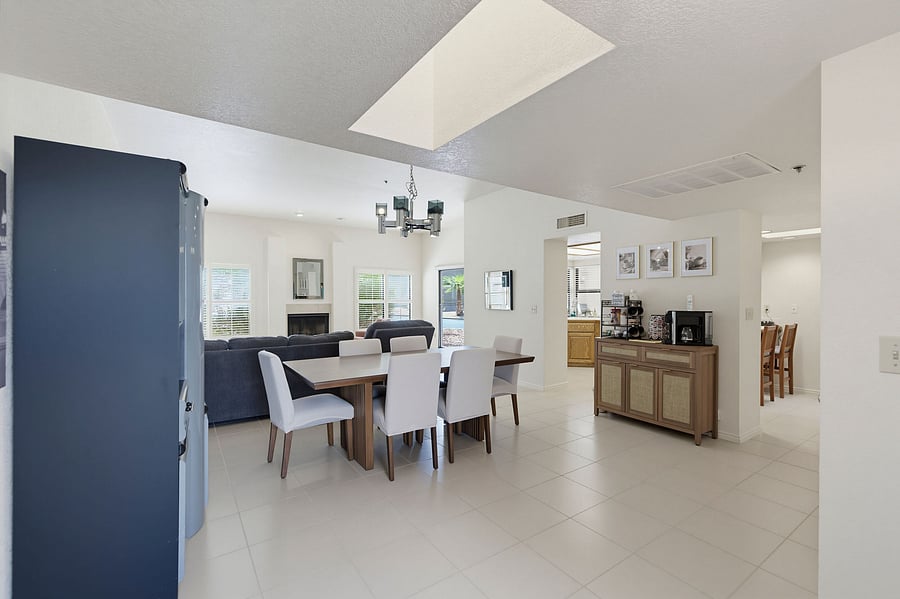 Furnished Finder property 1056053_1 photo 33