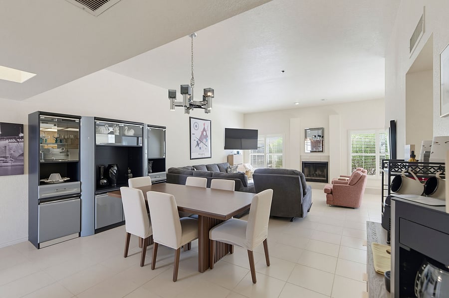 Furnished Finder property 1056053_1 photo 35