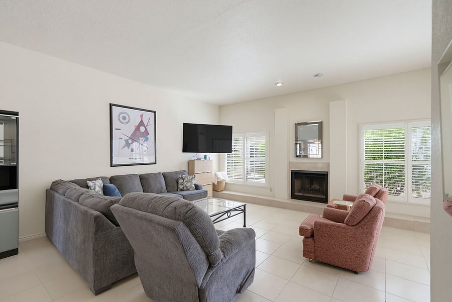 Furnished Finder property 1056053_1 photo 36