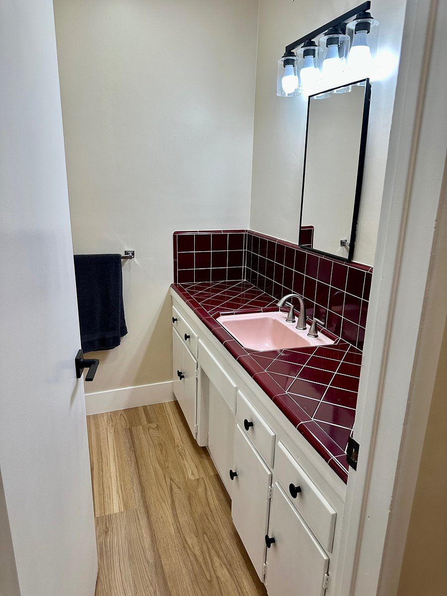 Furnished Finder property 1056055_1 photo 35